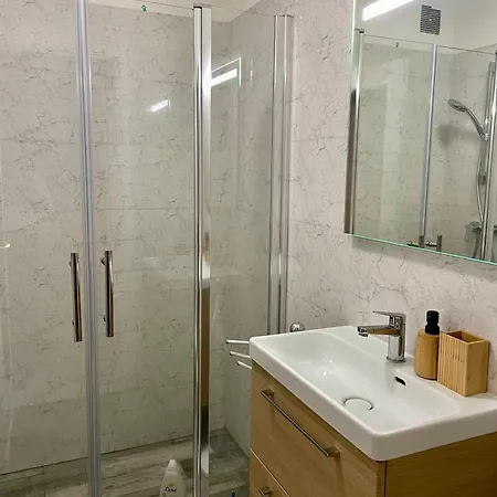 Appartement Centre Juan Les Pins - Proche *
